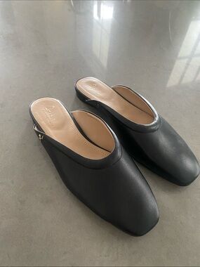 NEW 27 Edit Carla Mule Black Leather Square Toe Slip on Clogs size 8.5